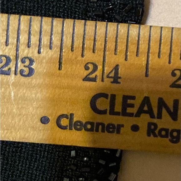 Ladies Size Medium Victoria Jones Pullover Long Sleeve Blouse With Added Sequins - Picture 14 of 16